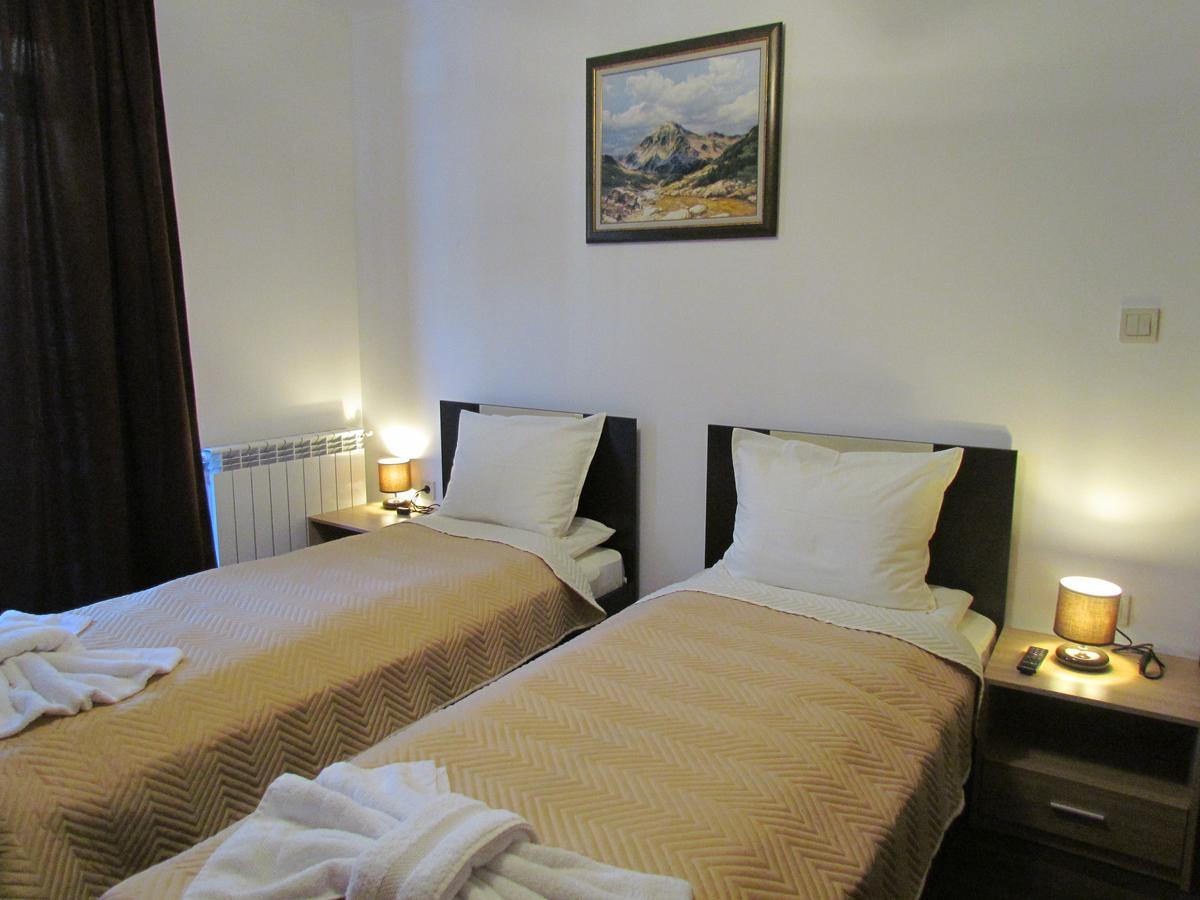 Hotel Bavaria House Govedartsi Esterno foto